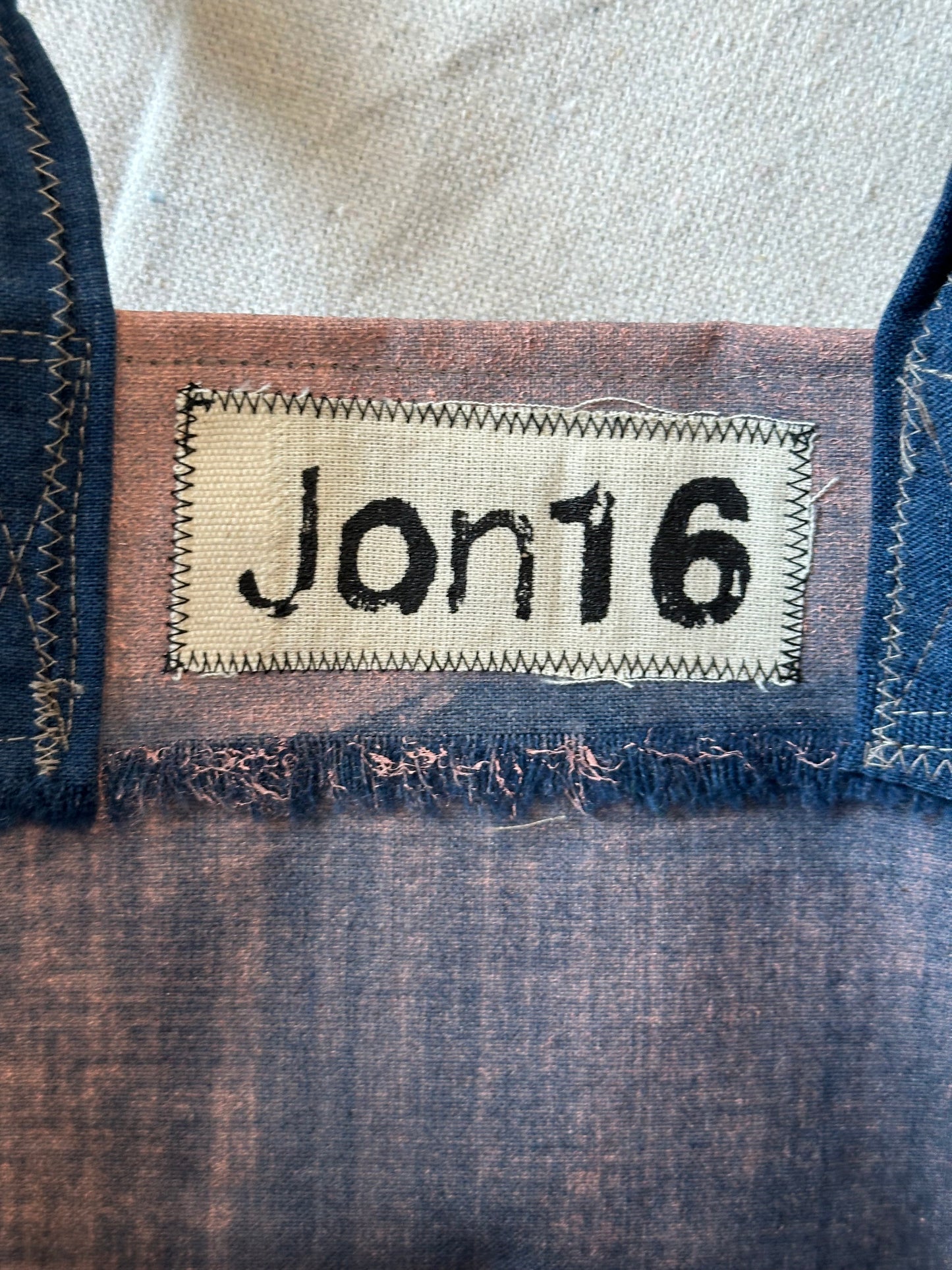 Jon16 jonibee tote red