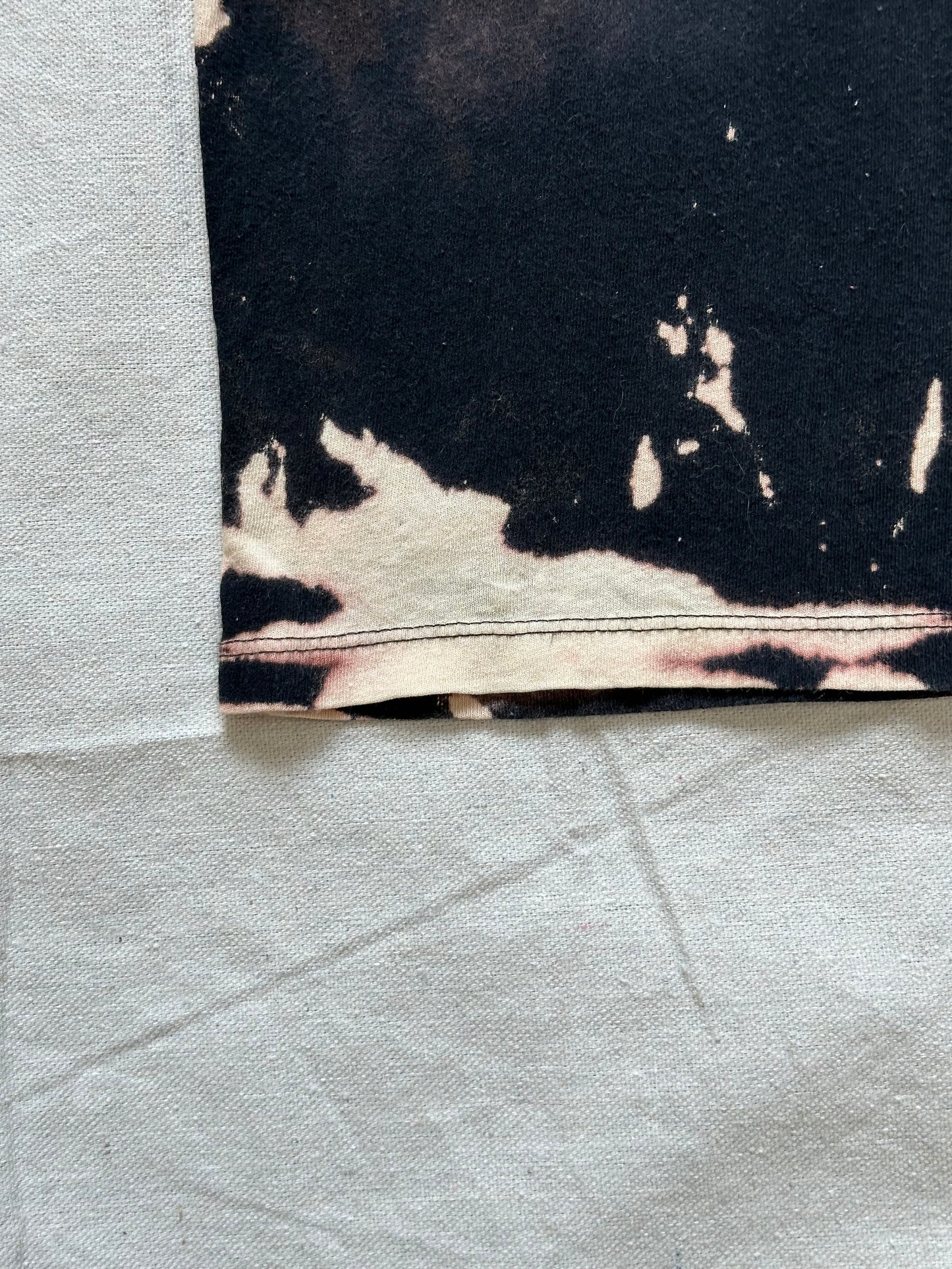 Jon16 house tee