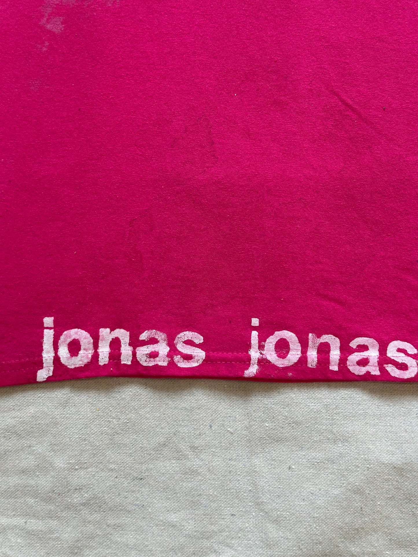Jon16 girlfriend tee