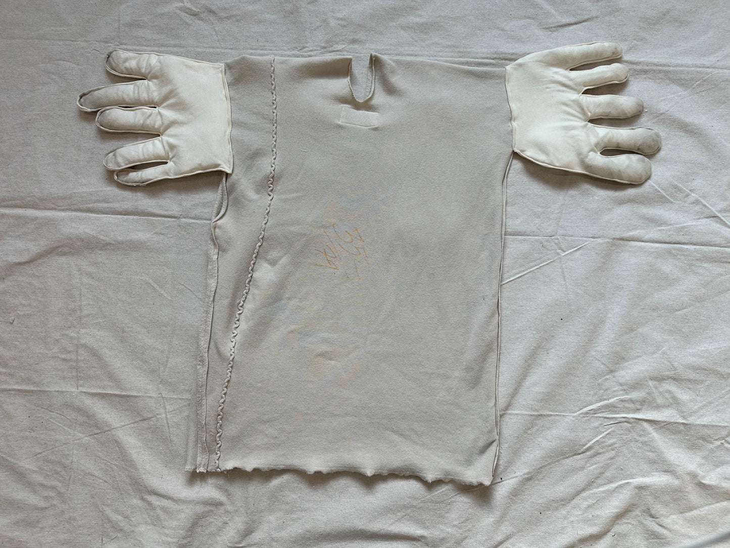 Jon18 angel tee