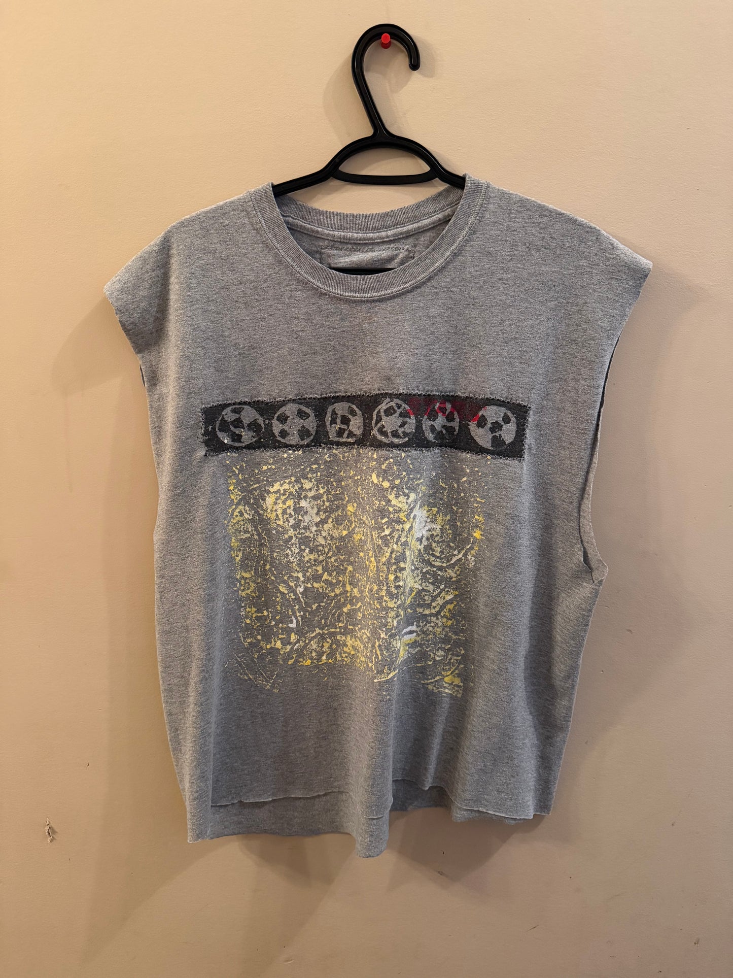 Jonas grey muscle tee