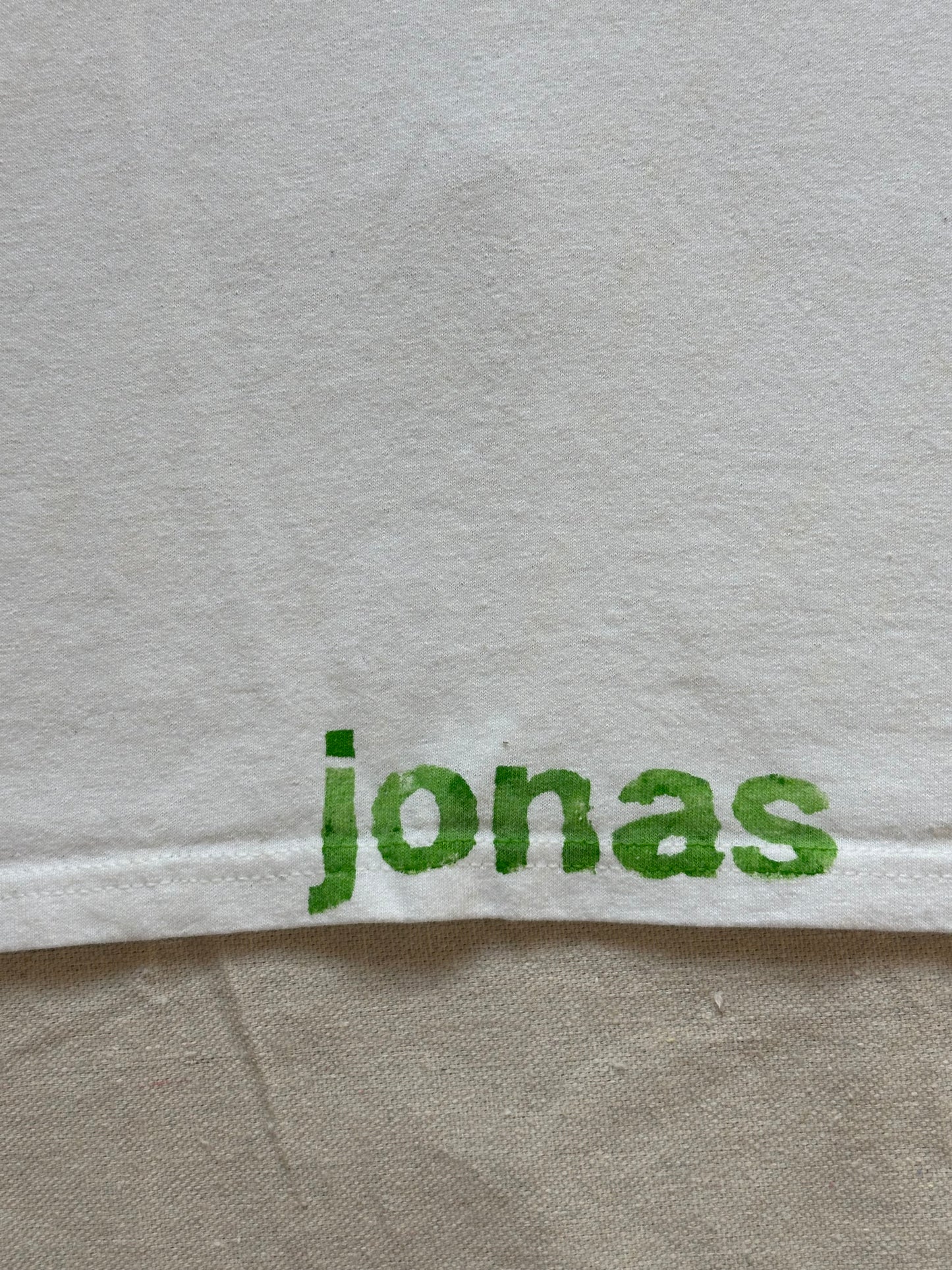 Jon16 hacker tee white