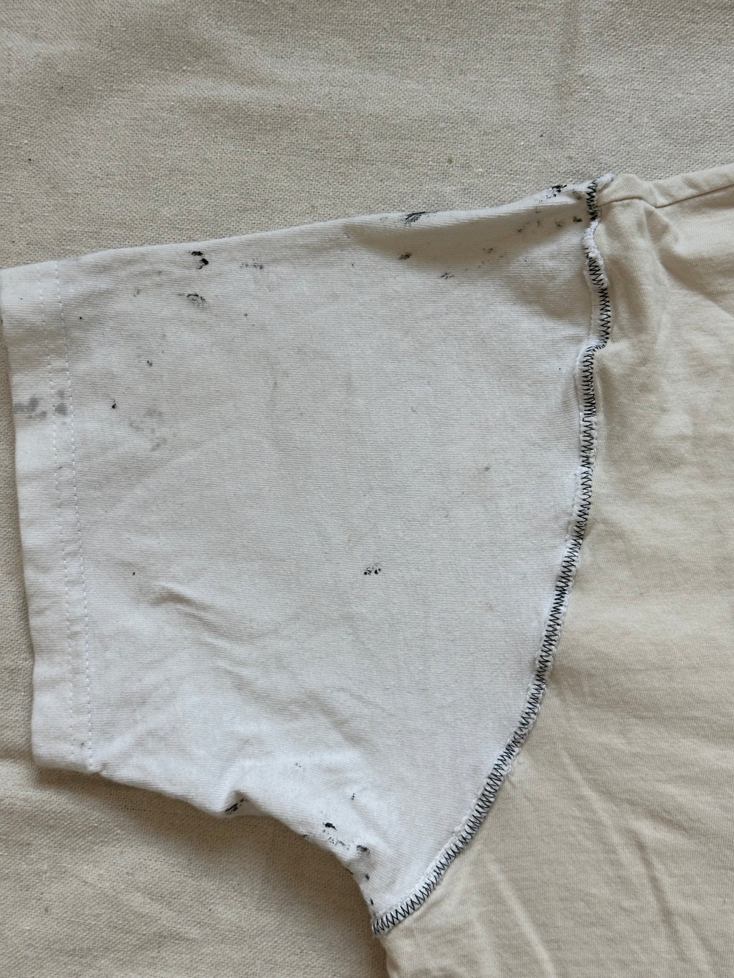 Jon16 cream tee