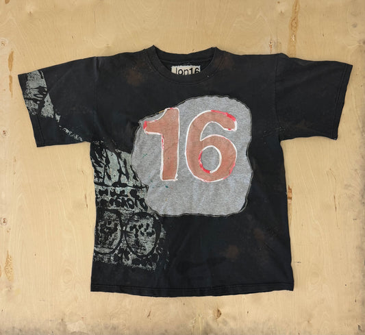Jon16 moon tee 1